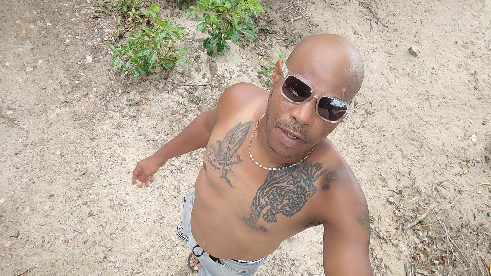 Profil de Pierre-gabriel, 52 ans, Garage gay à Novaggio