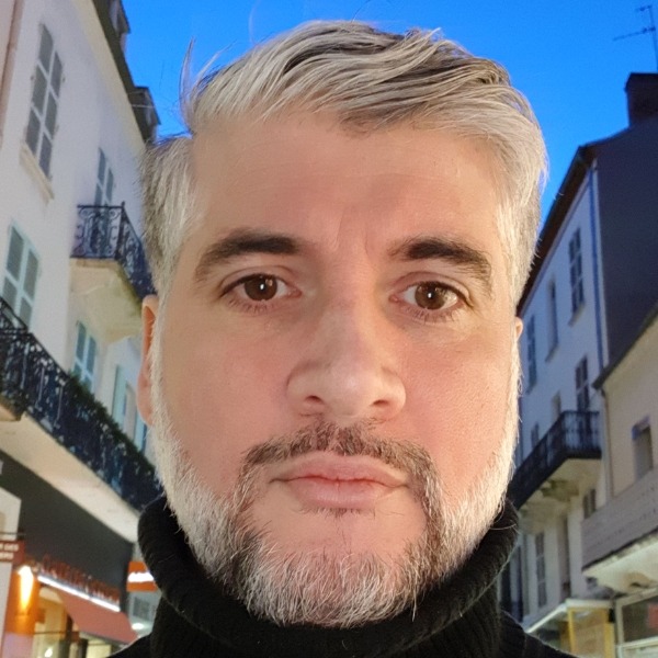 Profil de Dimitrios, 47 ans, Garage gay à Vesin