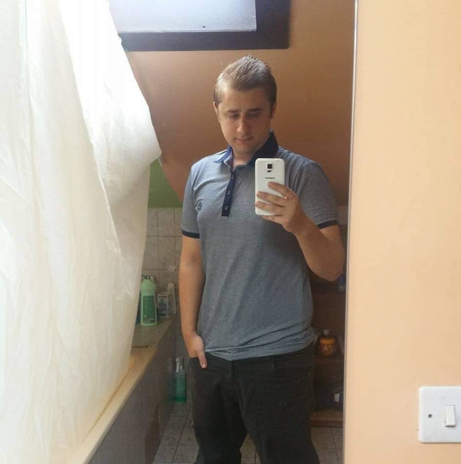Profil de Adi, 32 ans, Garage gay à Fanas