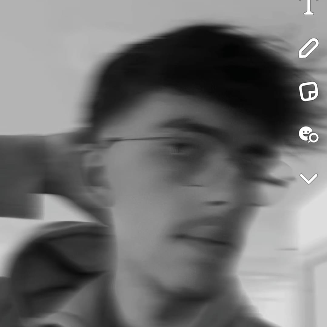 Profil de Mino, 19 ans, Garage gay à Künten