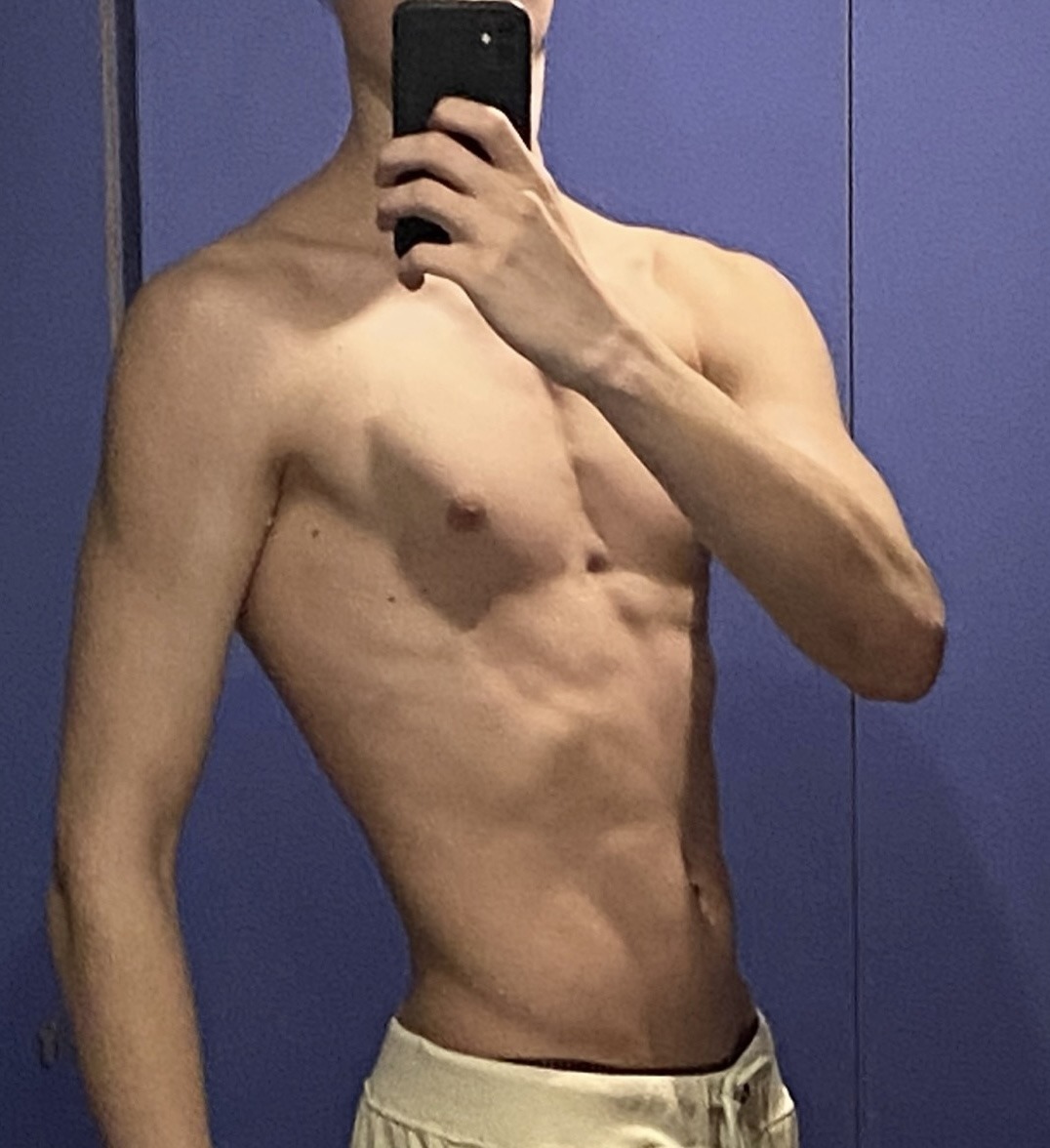Profil de Ameur, 21 ans, Garage gay à Purasca