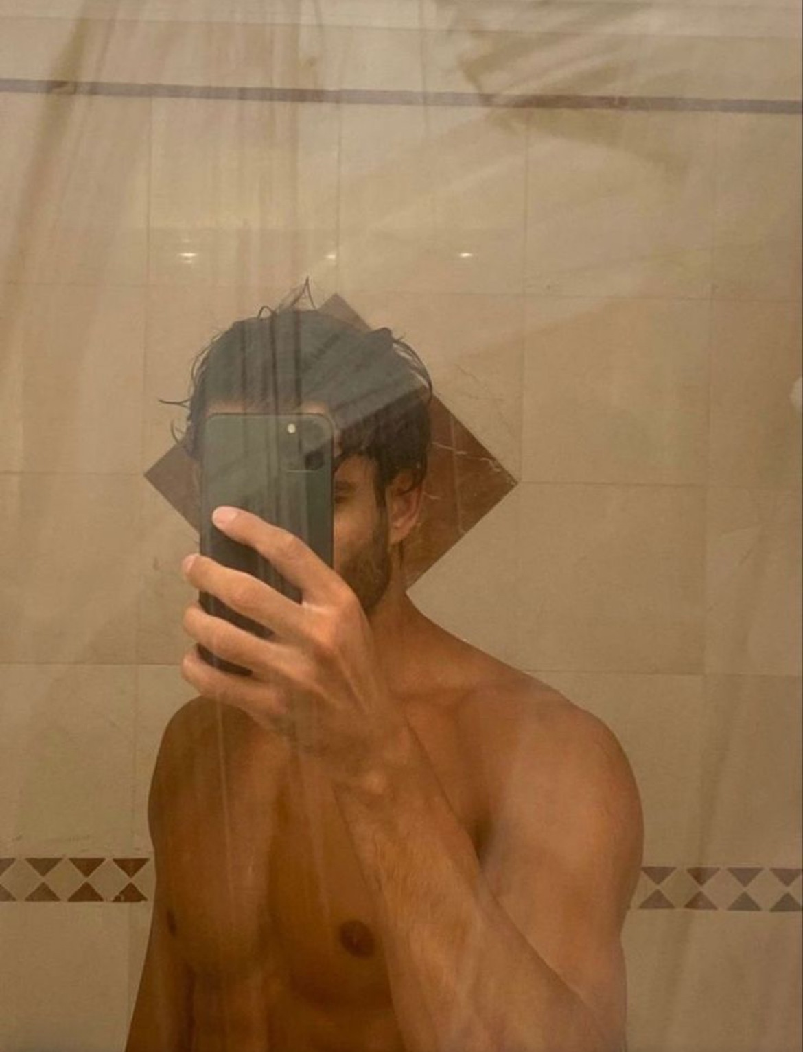 Profil de Henrio, 25 ans, Garage gay à Lohn-Ammannsegg