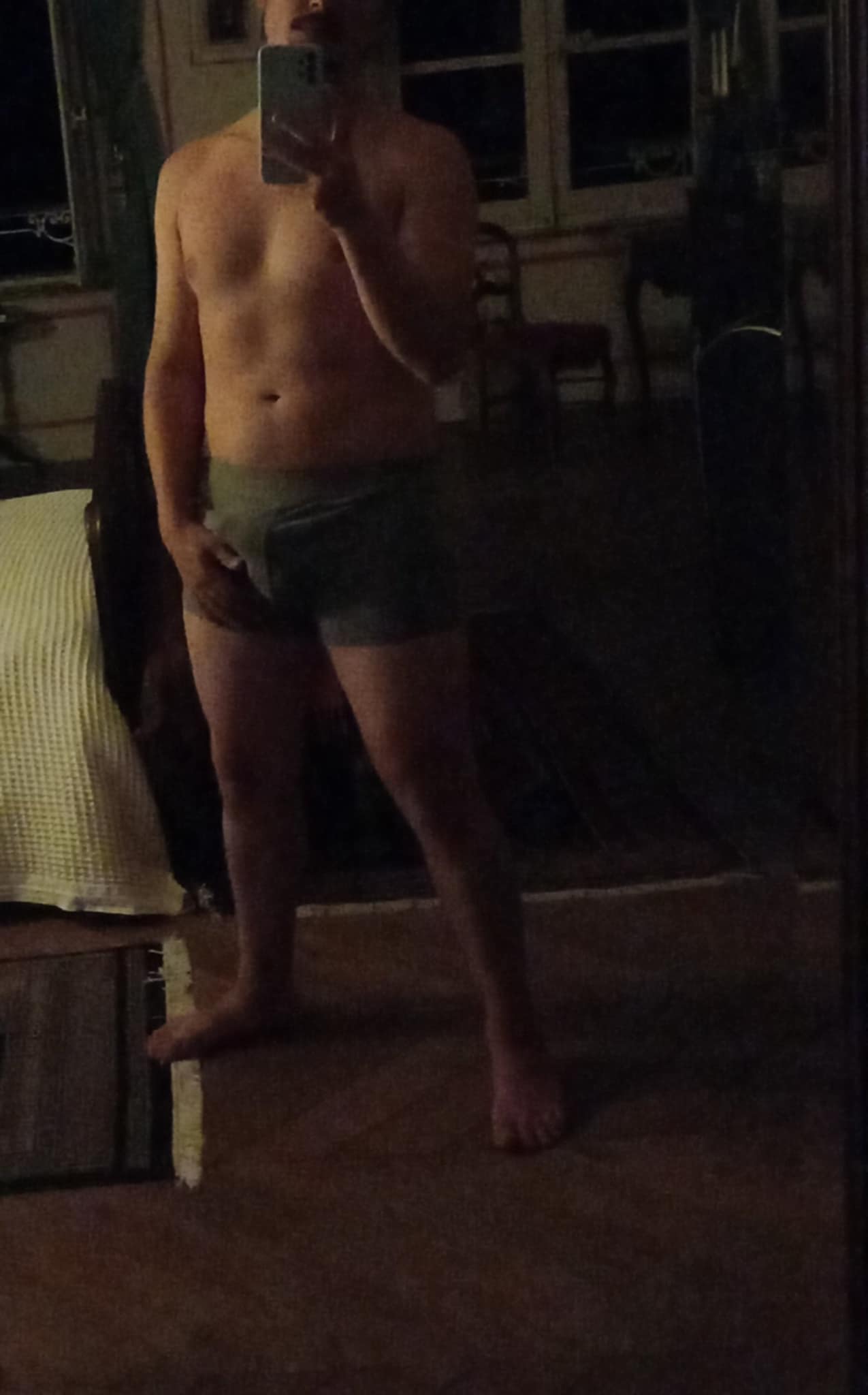 Profil de Mohcene, 25 ans, Garage gay à Anzonico