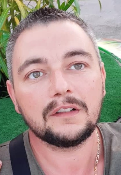 Profil de Wolfgang, 43 ans, Garage gay à St-Oyens