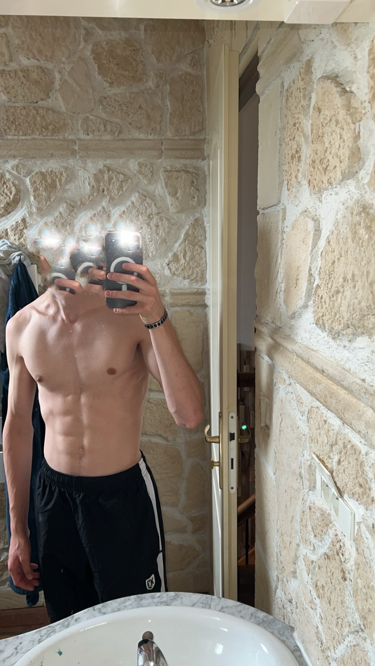 Profil de Zac, 21 ans, Garage gay à Mugena