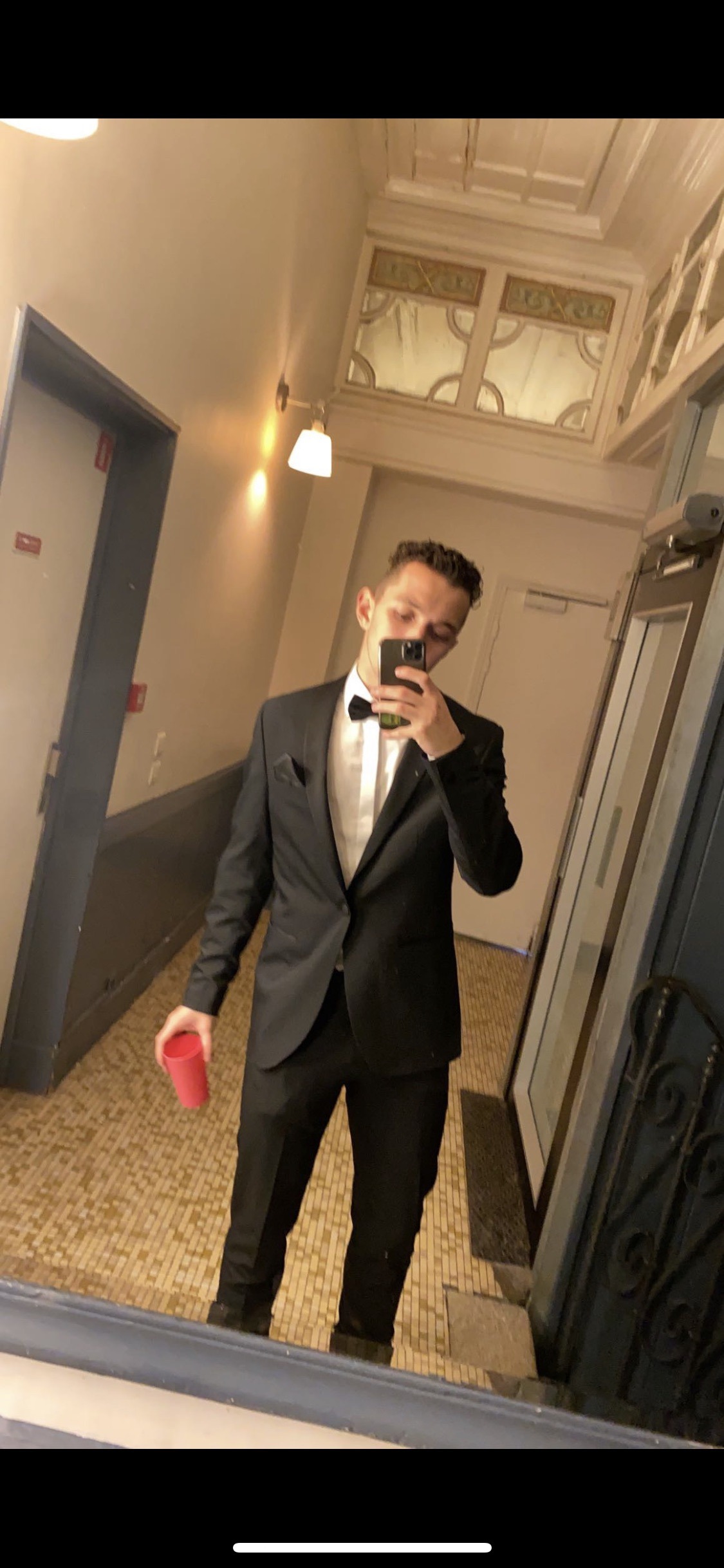 Profil de Nacereddine, 23 ans, Garage gay à Busswil BE
