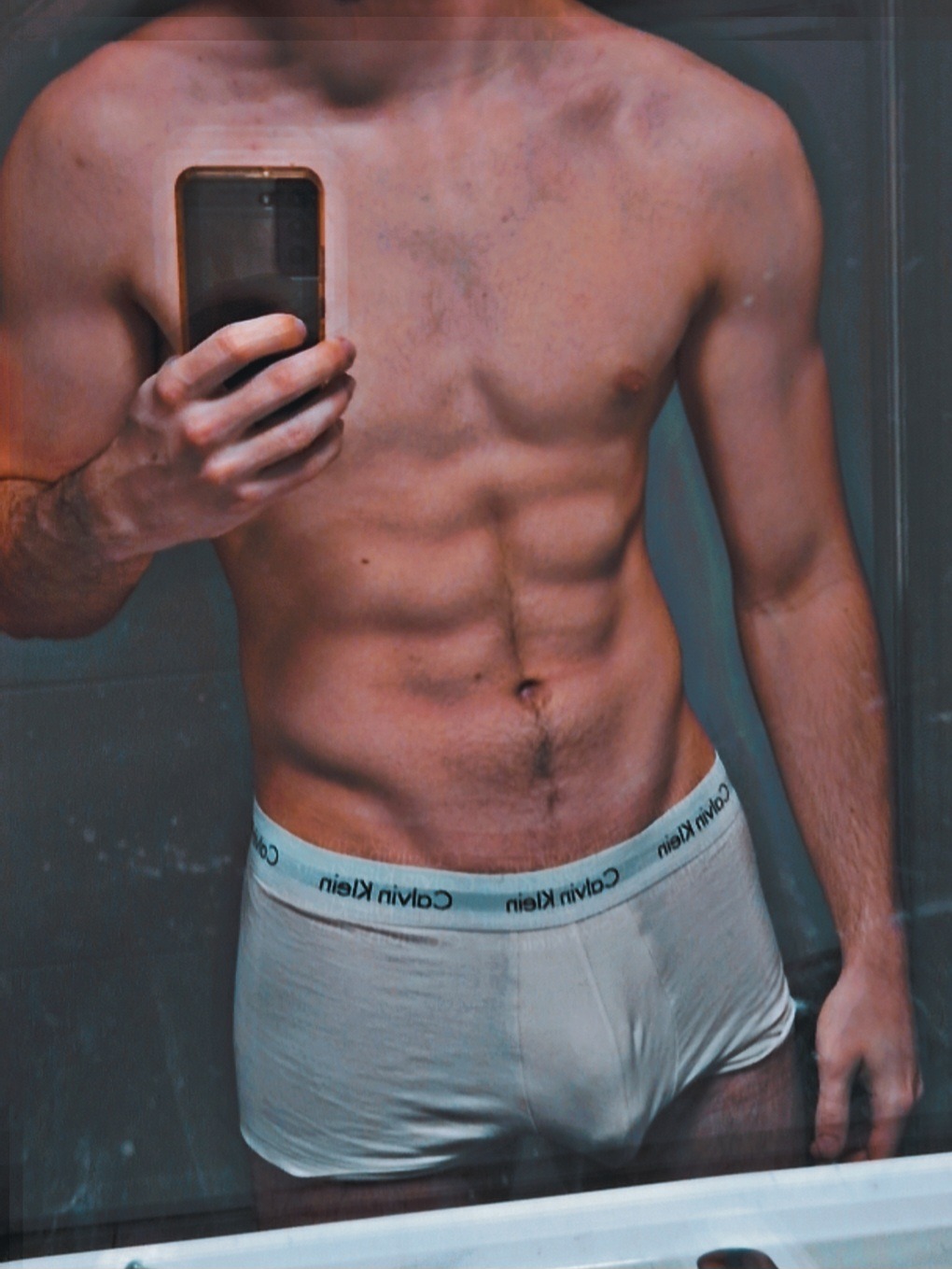 Profil de Emanuel, 21 ans, Garage gay à Lavertezzo