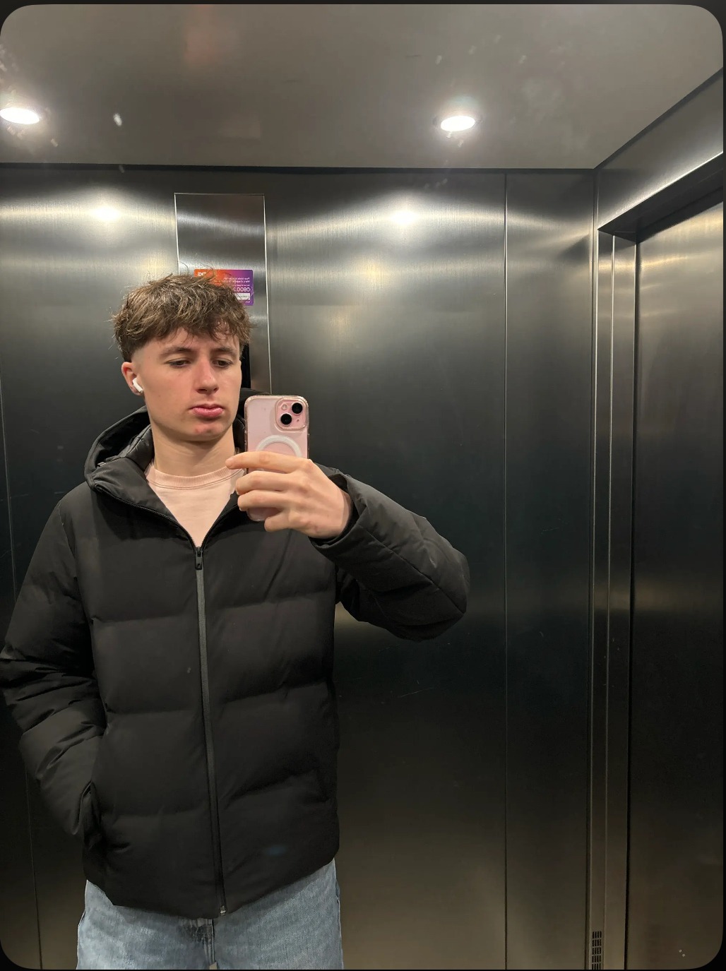 Profil de Armen, 21 ans, Garage gay à Coldrerio