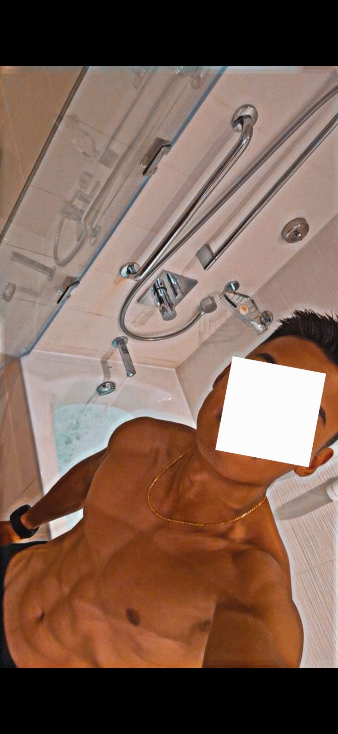 Profil de Nohame, 22 ans, Garage gay à Sonogno