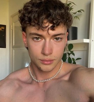Profil de Roshan, 25 ans, Garage gay à Sulz AG