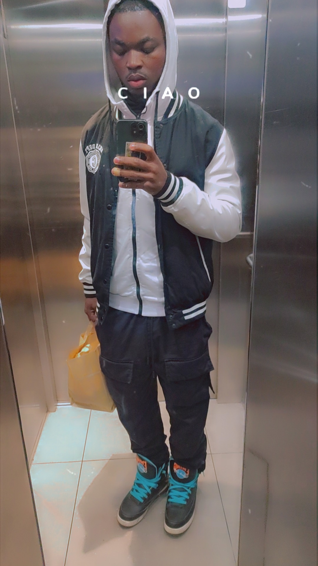 Profil de Wissame, 22 ans, Garage gay à Bovernier