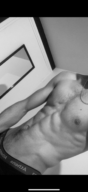 Profil de Milio, 24 ans, Garage gay à Lohn-Ammannsegg