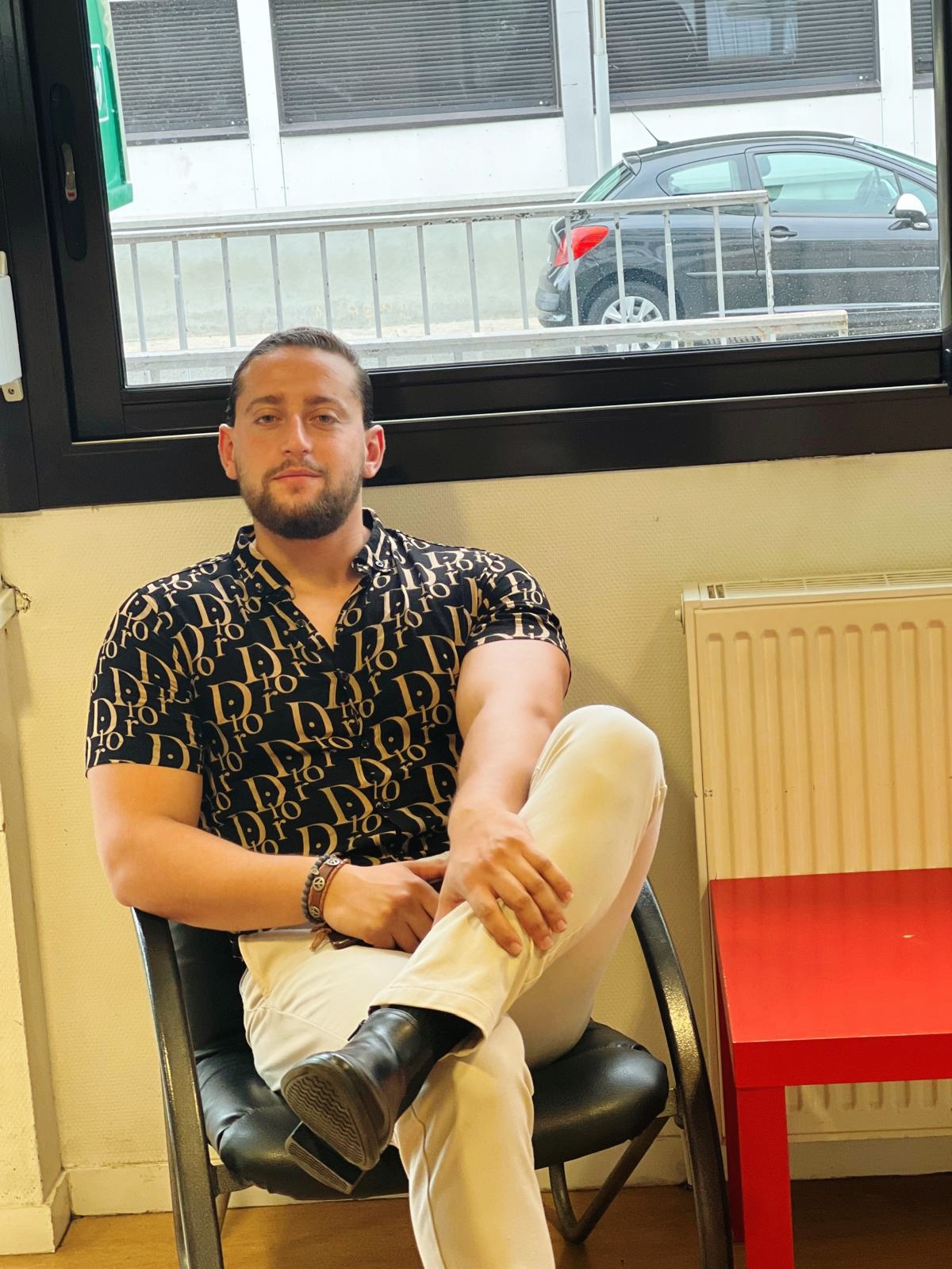 Profil de Jibryl, 24 ans, Garage gay à Ipsach