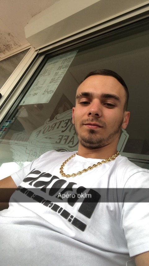 Profil de Ayad, 27 ans, Garage gay à Yvonand