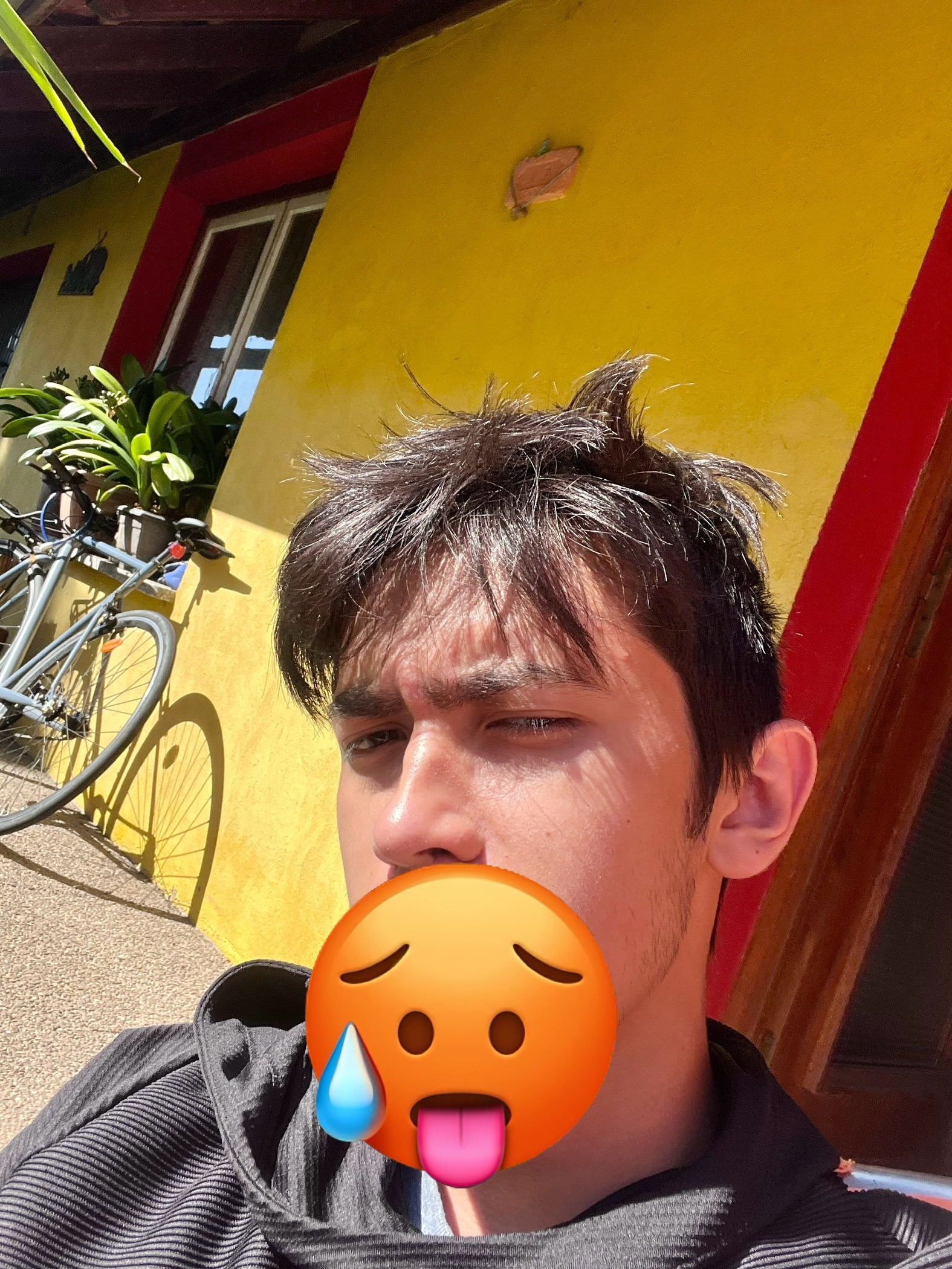 Profil de Bogdan, 25 ans, Garage gay à Les Agettes
