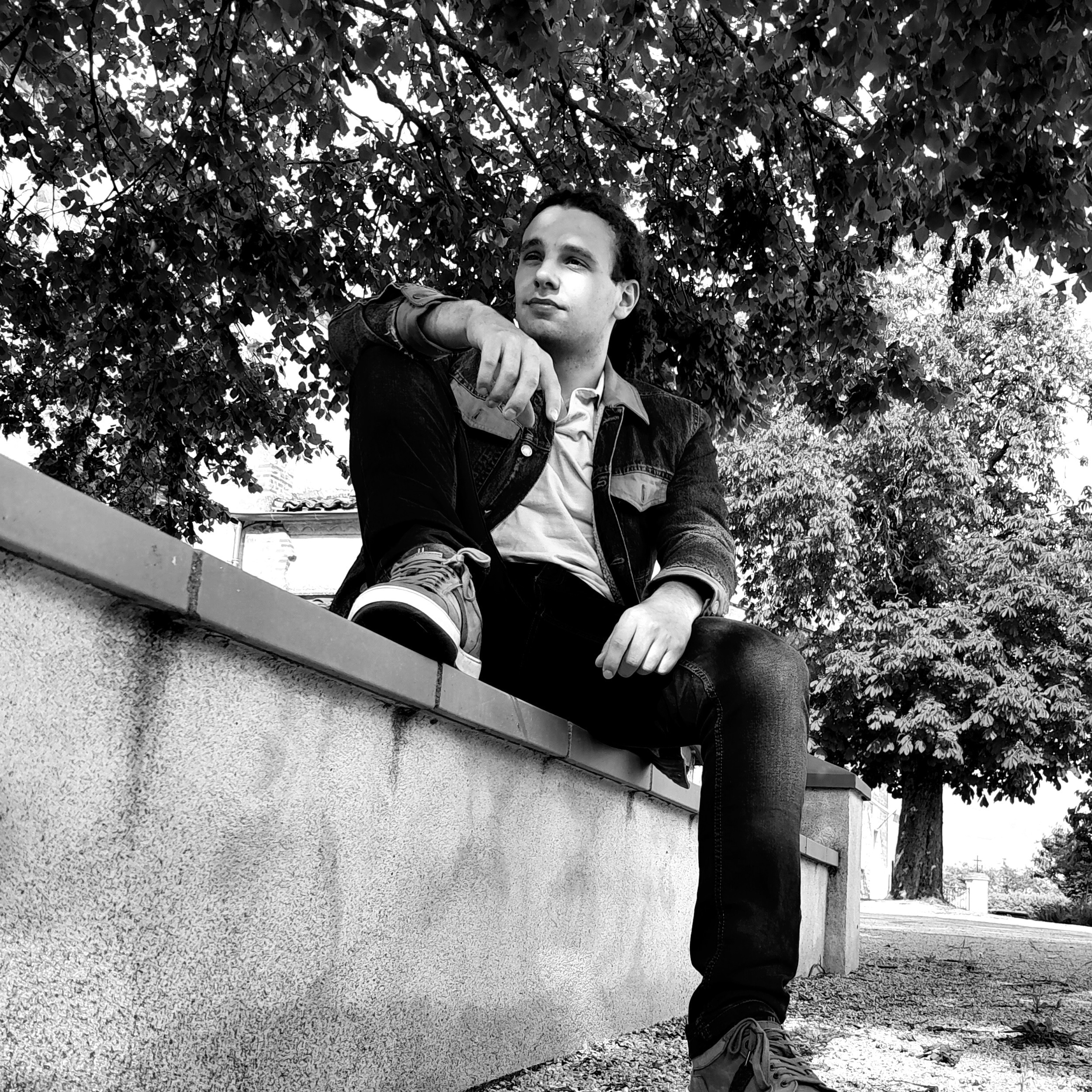 Profil de Abou-bakr, 21 ans, Garage gay à Olivone