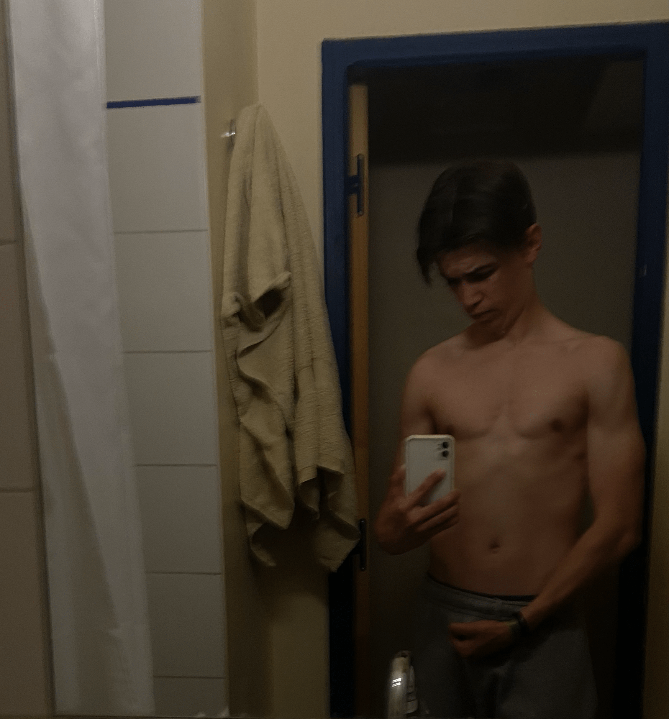 Profil de Hazem, 21 ans, Garage gay à Rothenthurm