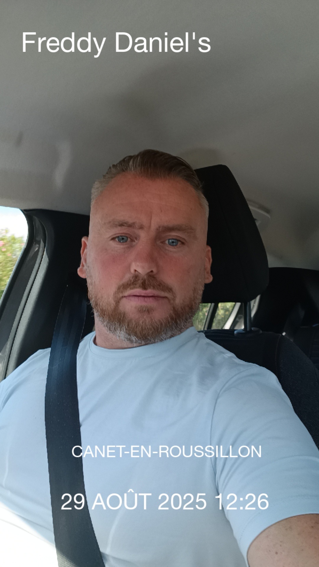 Profil de Jonnathan, 39 ans, Garage gay à Vollèges