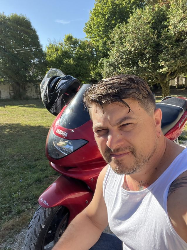 Profil de Aloyse, 43 ans, Garage gay à Engwang