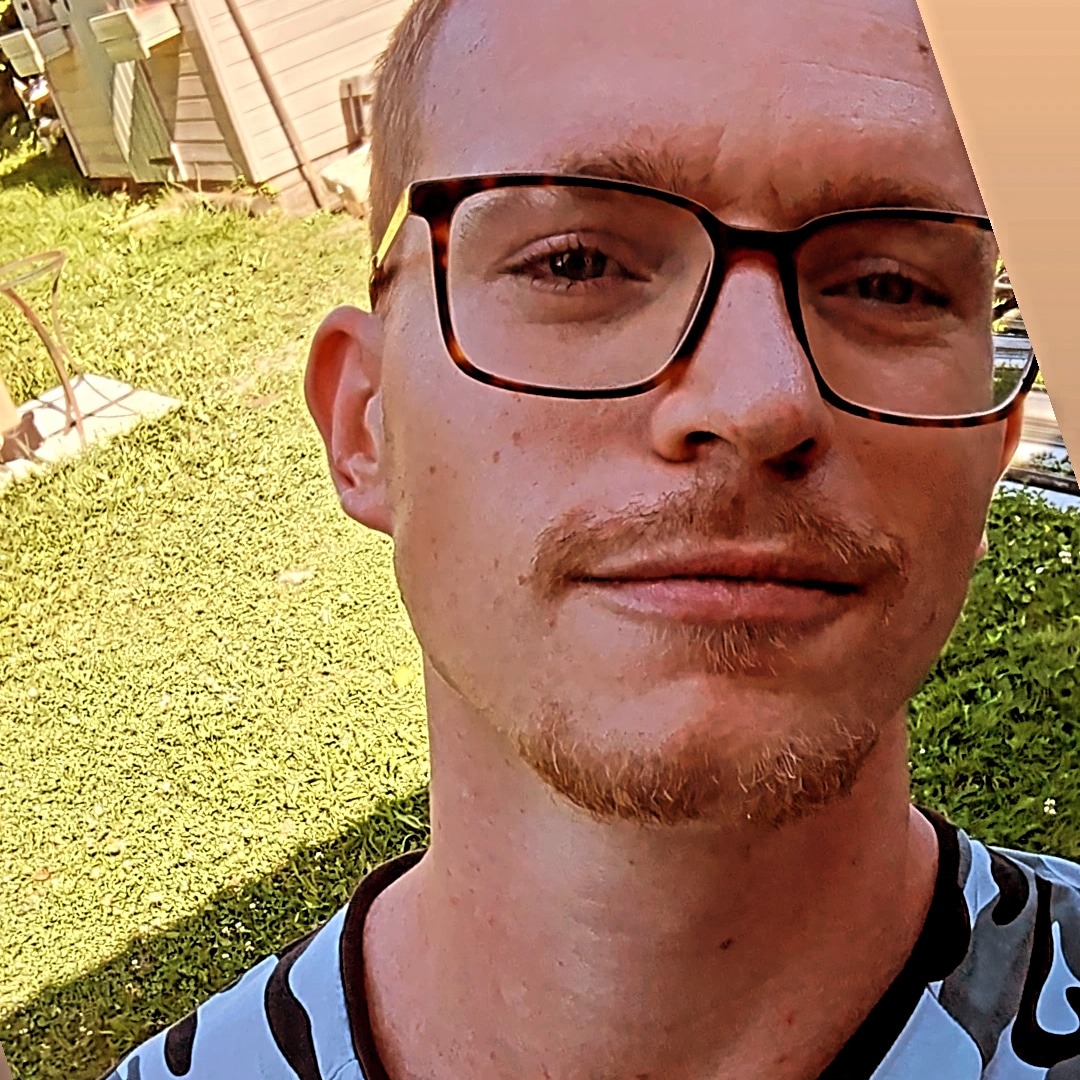 Profil de Neji, 29 ans, Garage gay à Purasca