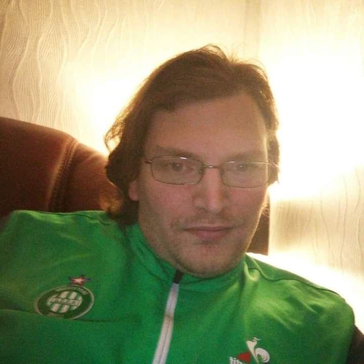 Profil de Abdelmounaim, 40 ans, Garage gay à Cagiallo