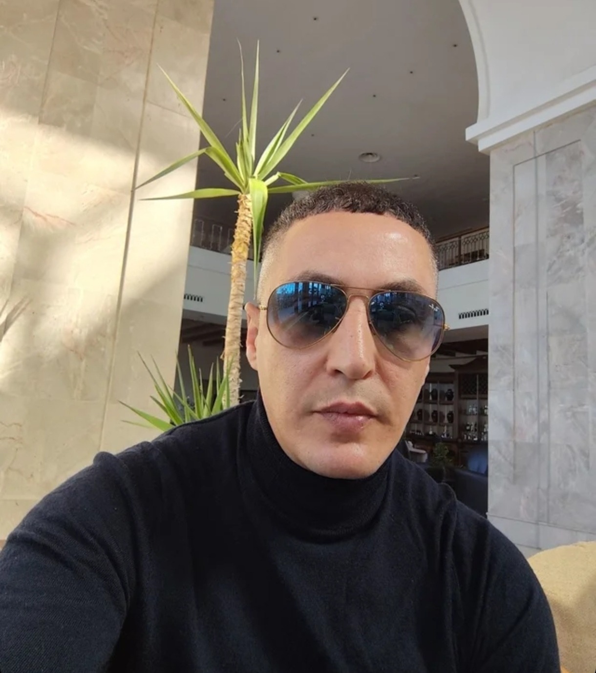 Profil de Lotfi, 38 ans, Garage gay à Selzach