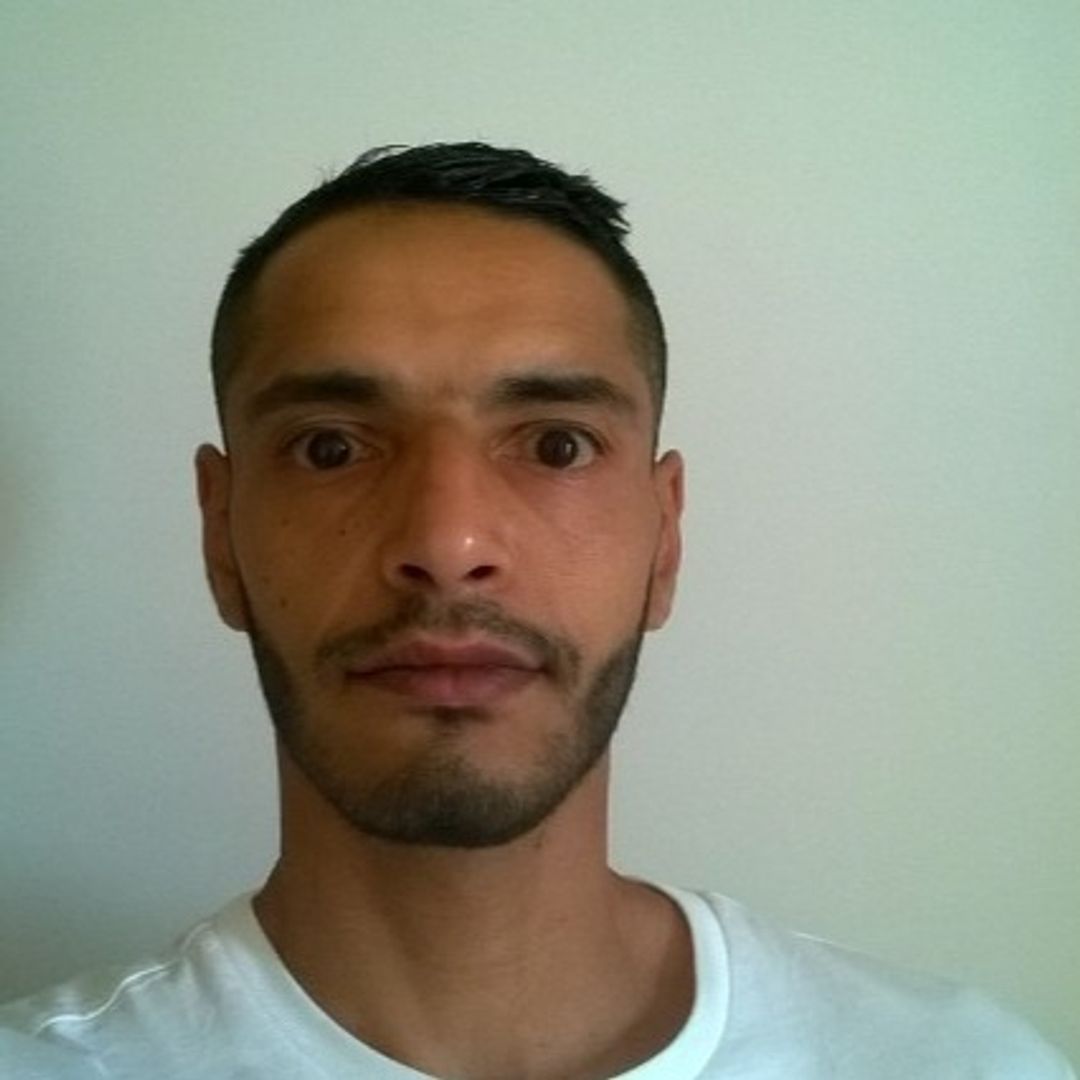 Profil de Weslay, 37 ans, Garage gay à Lovens