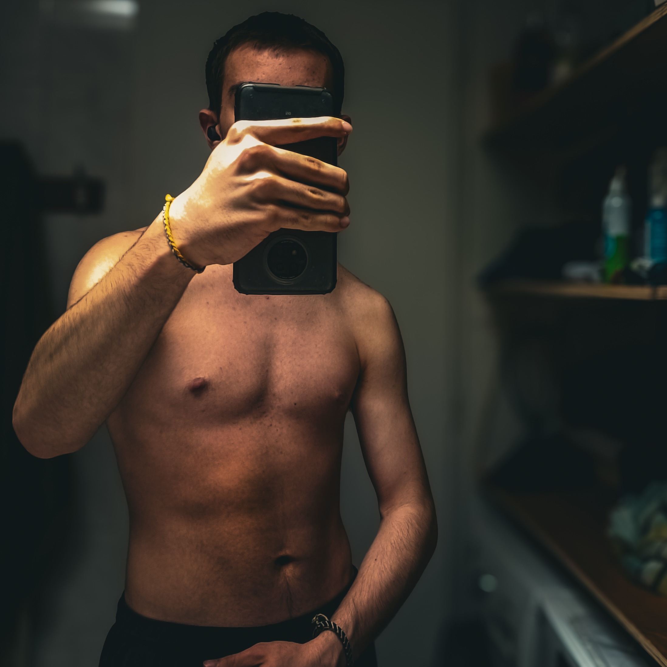 Profil de Loukas, 18 ans, Garage gay à Purasca