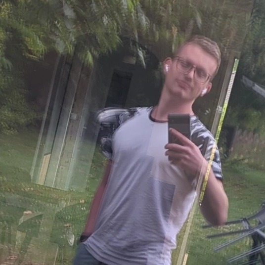 Profil de Jesus, 29 ans, Garage gay à Blatten b. Naters