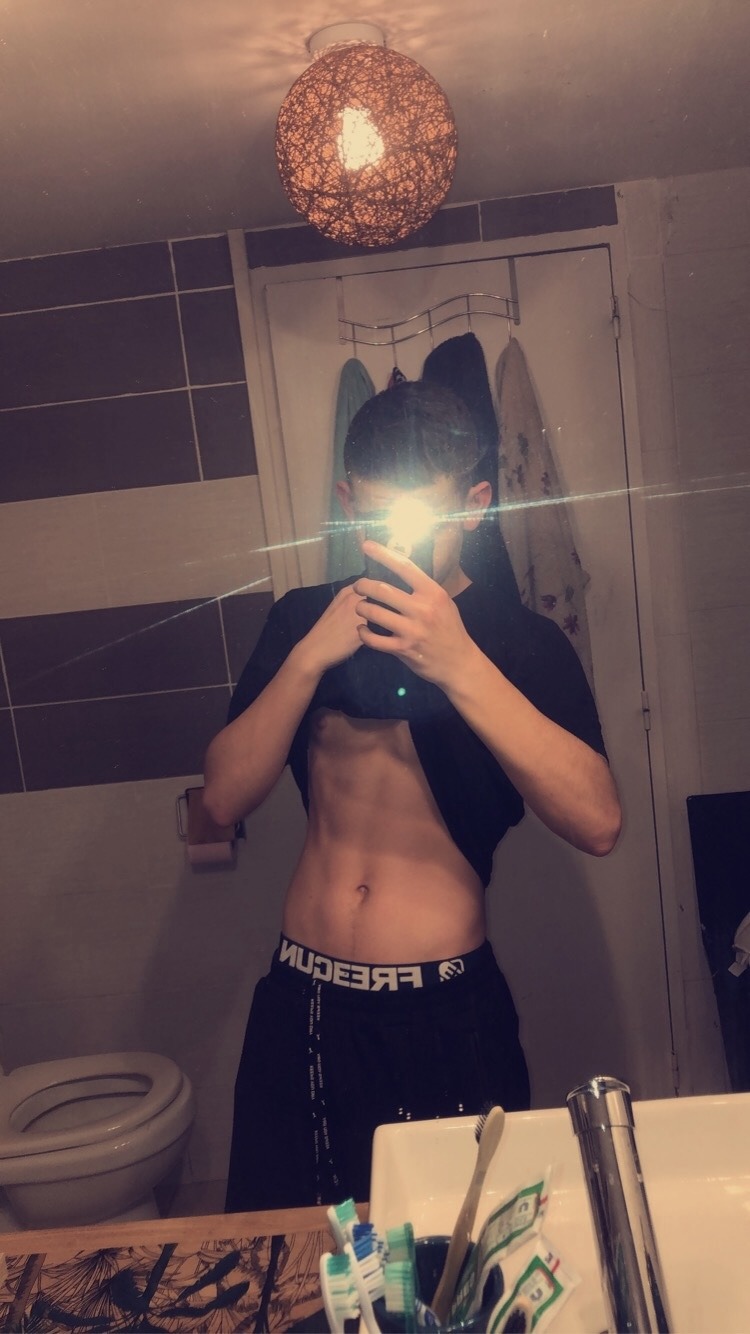 Profil de Brandon, 20 ans, Garage gay à Biasca