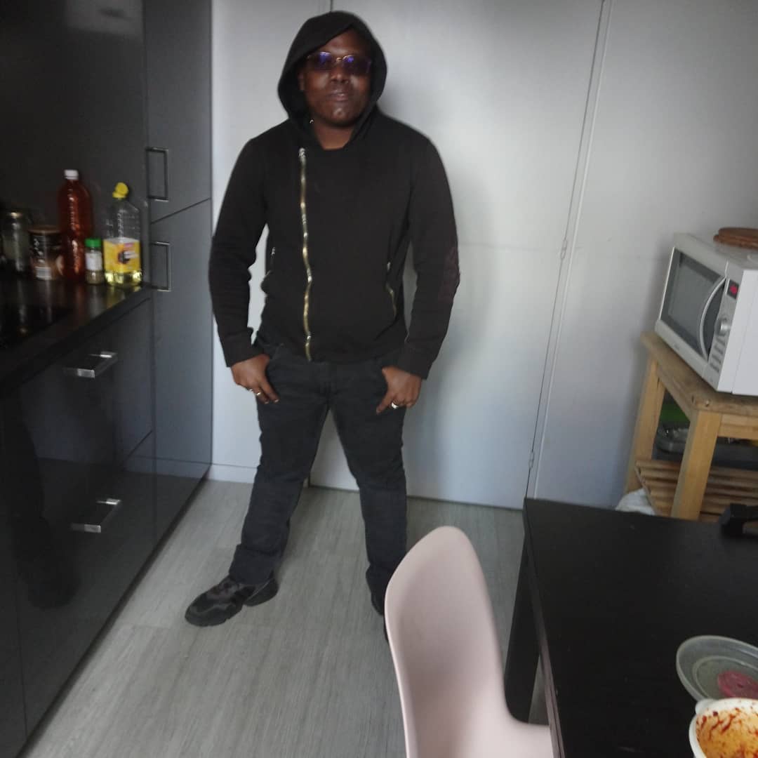 Profil de Umut, 35 ans, Garage gay à Panex