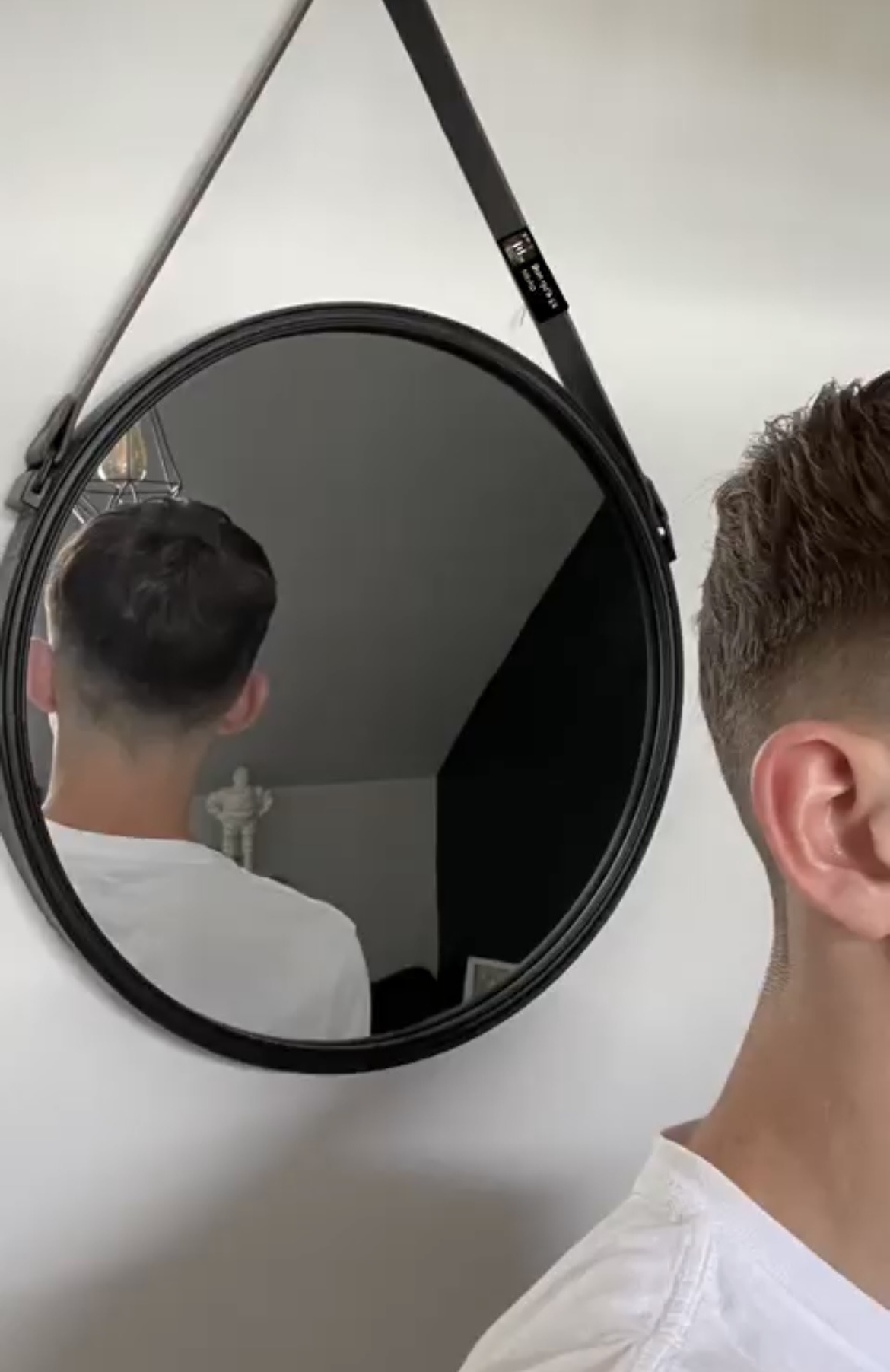 Profil de Sever, 25 ans, Garage gay à Origlio