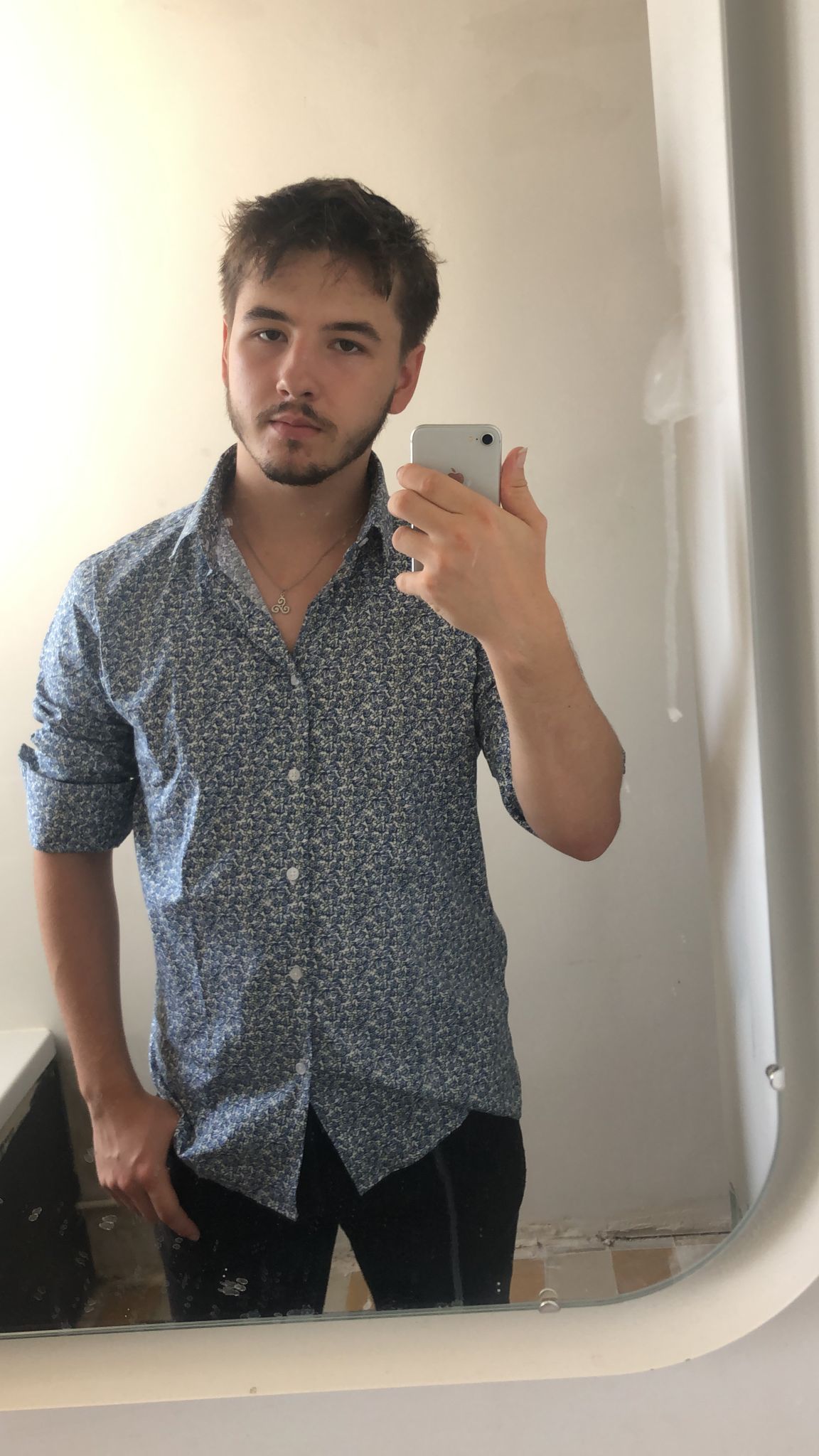 Profil de Ginez, 18 ans, Garage gay à Tann