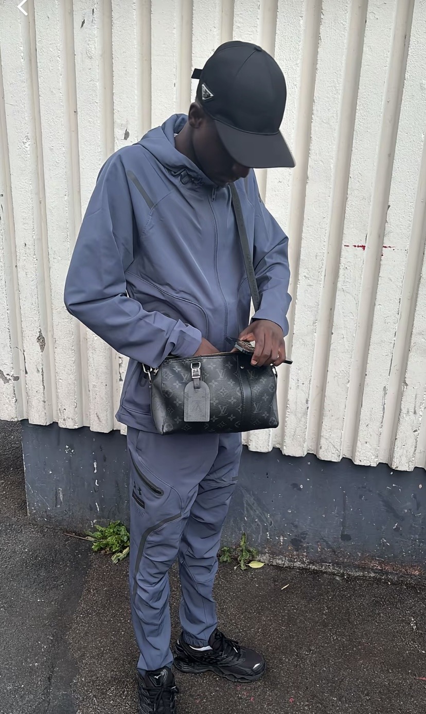 Profil de Thesee, 22 ans, Garage gay à Neuendorf