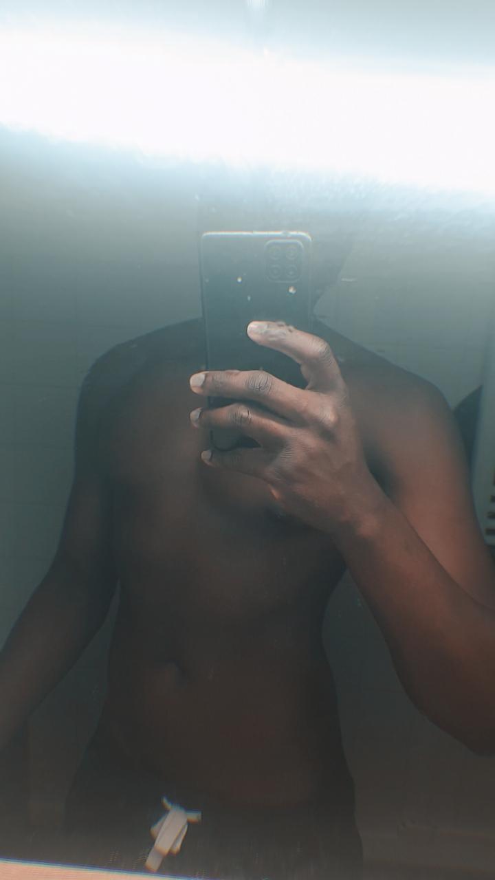 Profil de Jaheim, 20 ans, Garage gay à Tiefencastel