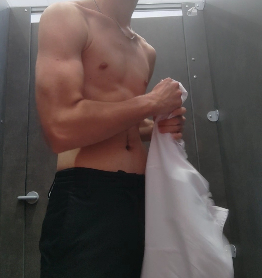 Profil de Mohamed-ayoub, 19 ans, Garage gay à Lodano