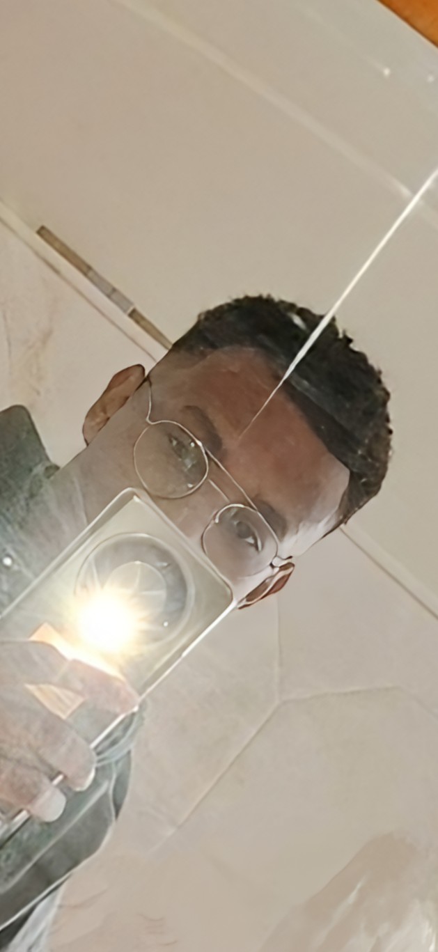 Profil de Jakie, 24 ans, Garage gay à Oggio