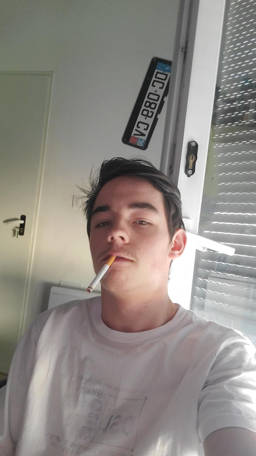 Profil de Chedli, 23 ans, Garage gay à Bertschikon
